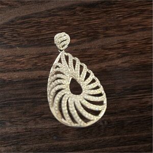 Sterling silver pendant